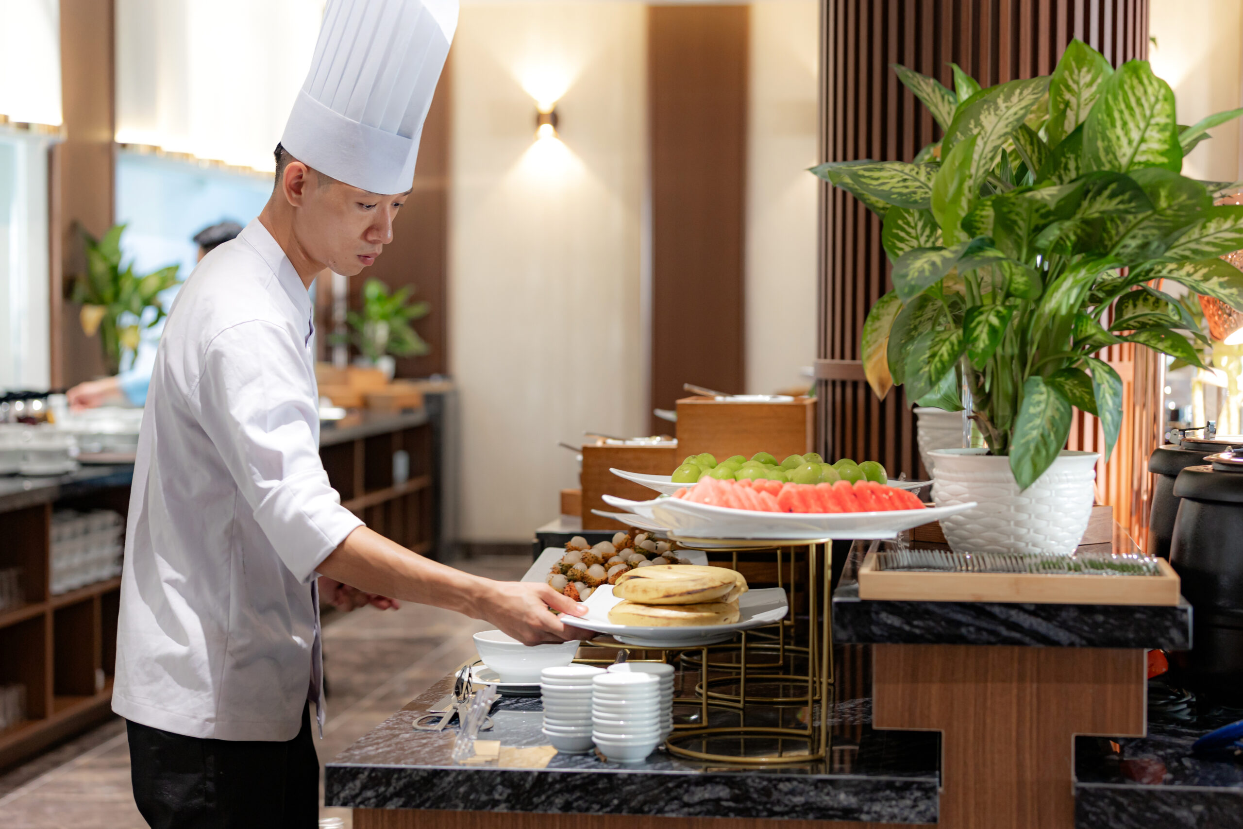 Nhà Hàng La Gourmet 1 video background